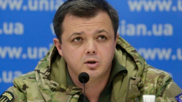 Семенченко: Порошенко — существо среднего рода, временно и.о. президента