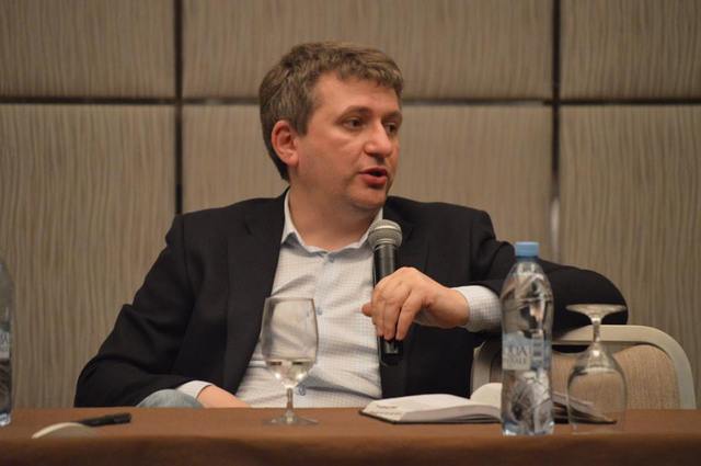 Юрий Романенко: Украина превратилась в мощное гибридное государство