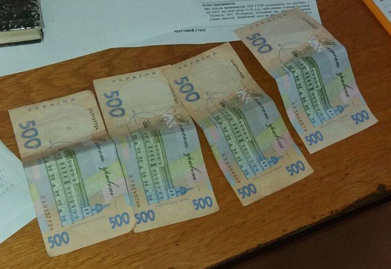 На Закарпатье бывший милиционер предлагал взятку полицейскому за возможность вести игорный бизнес