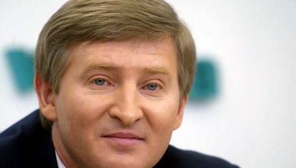 Щемлять з усіх боків: Україна забере власність Ахметова