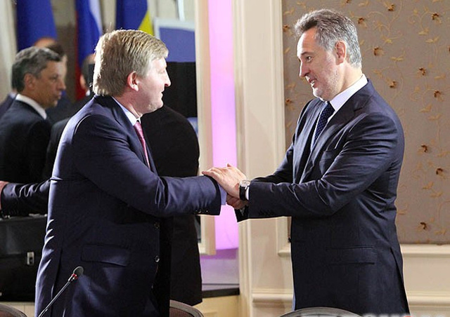 Покажіть мені хоч одне підприємство олігарха, яке платить податки? Вони всі показують збитковість