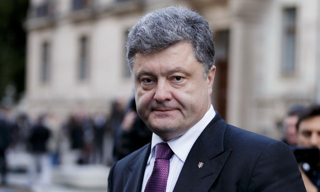 Гриценко напомнил коррупционно-олигархическую историю однотуровой победы Порошенко