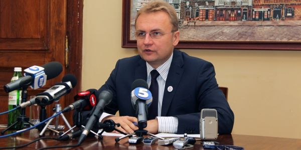 У Садового создали «мусорный» департамент