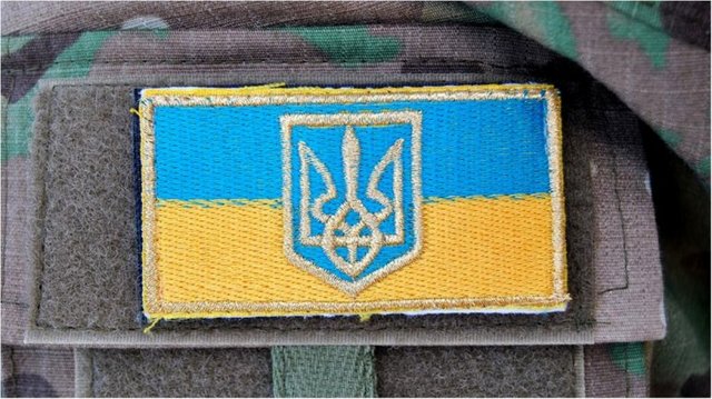 В Луганской области военный автомобиль подорвался на мине: ранены бойцы ВСУ