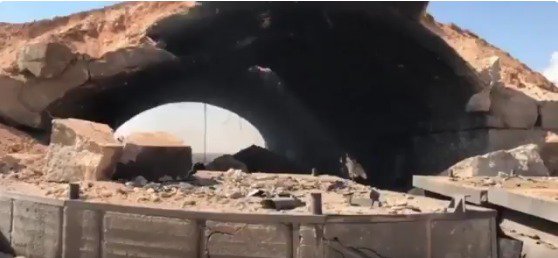 Появились видео последствий ракетной атаки США по авиабазе Асада