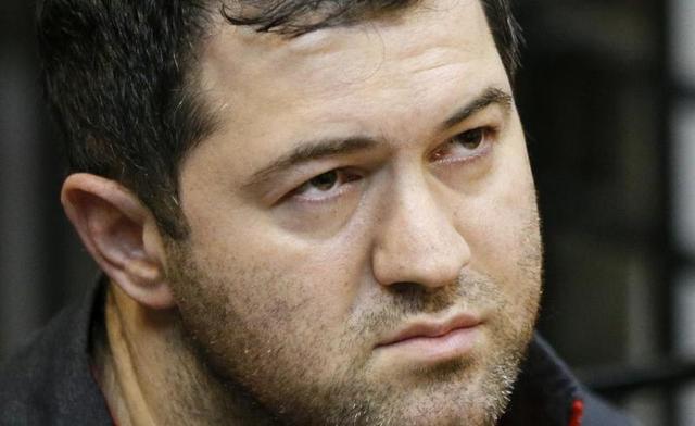 Украинская коррумпированная элита выставляет на посмешище западную поддержку - Newsweek