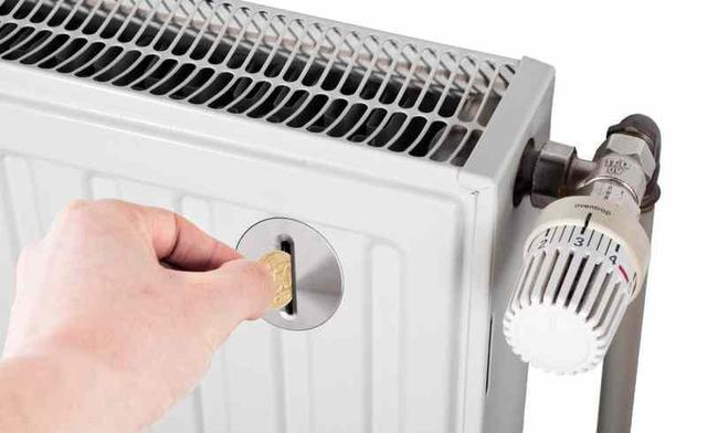 МВФ обязал Украину ввести абонплату за отопление