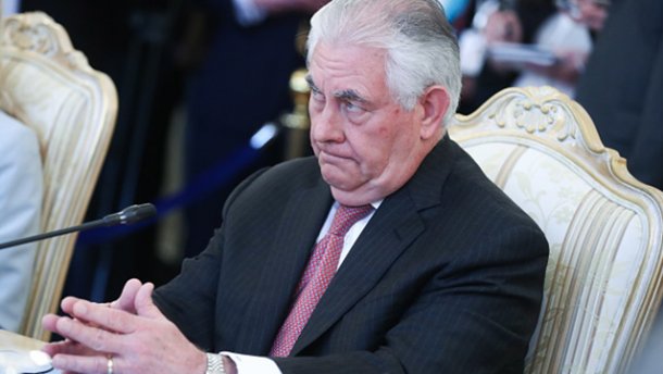 Тіллерсон розповів, чому Росія змушена повністю виконати Мінські угоди