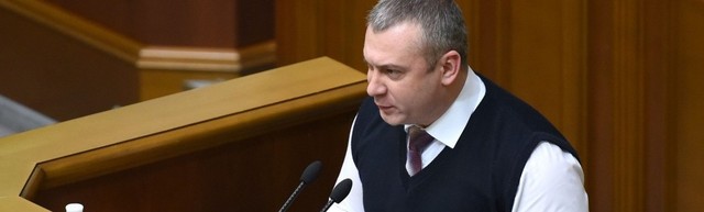 Депутат від БПП змінив колір папірця для кнопкодавства