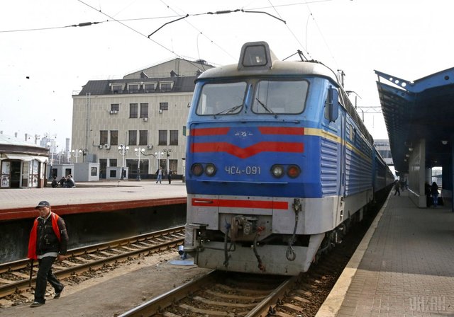 В поезде "Киев-Мариуполь" женщина родила девочку