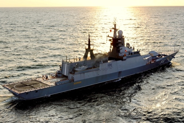 У территориальных вод Великобритании зафиксированы два российских военных судна "Сообразительный" и "Бойкий"