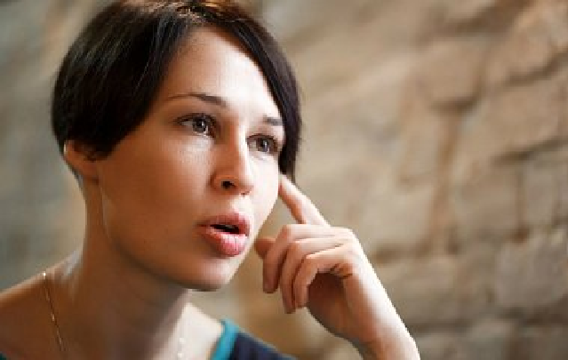 Украинская писательница с дочкой и мужем попала в ДТП