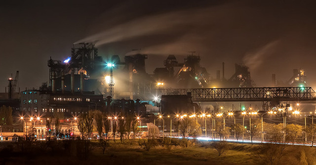 “Азовсталь” Рината Ахметова мотает Кабмину нервы по копеечному поводу