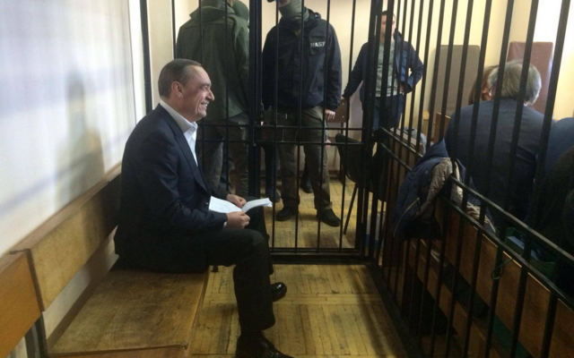 Знать врага в лицо! Опубликован полный список заступившихся за прожженного коррупционера Мартыненко