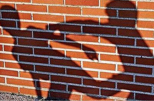 У Порошенко признали ужасную ситуацию с жестокостью среди подростков