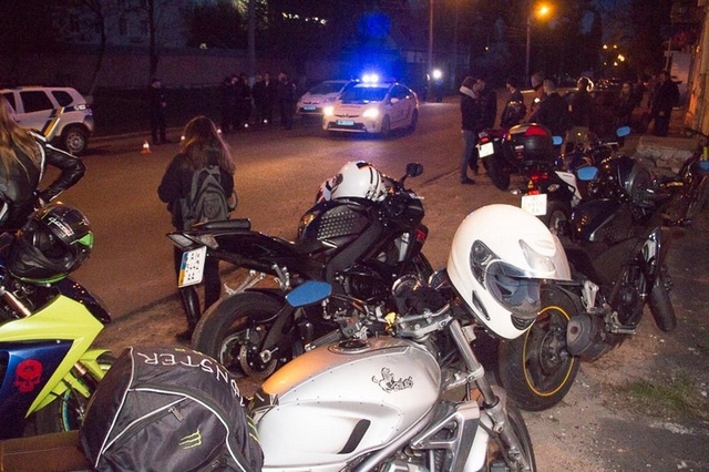 Смертельное ДТП в Днепре: мотоциклист влетел в железобетонную опору