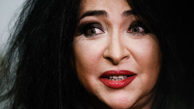 Казарин жестко прошелся по Лолите и ее посте о СБУ