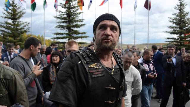 Часть «Ночных волков» проехала в Польшу, но без Залдостанова