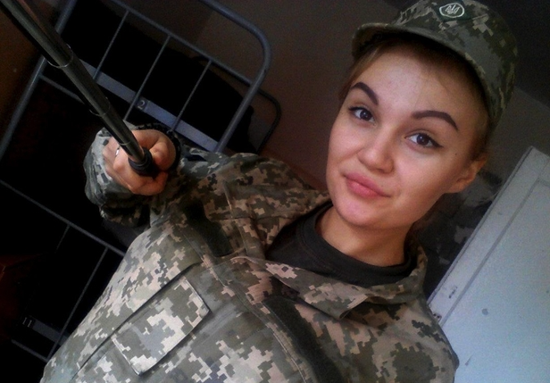 В Донецкой области сослуживец застрелил 22-летнюю девушку-контрактницу