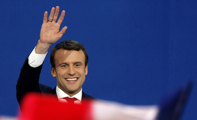 Макрон победил на президентских выборах во Франции - экзит-пол