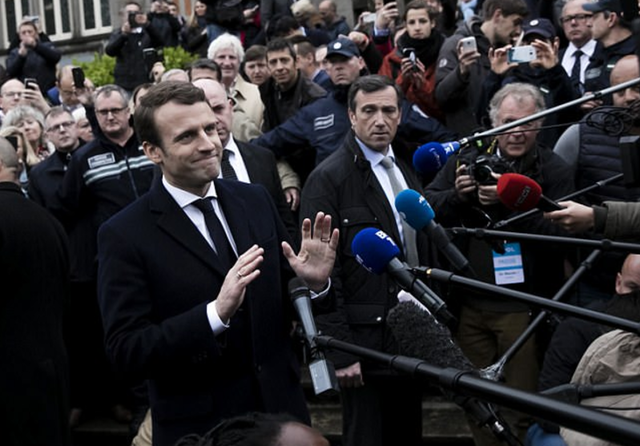 Официально: Макрон — новый президент Франции