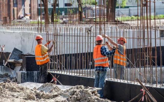 Порошенко спустил застройщиков с цепи