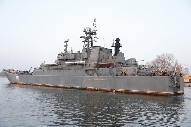 Парад в Санкт-Петербурге прошел без военных кораблей