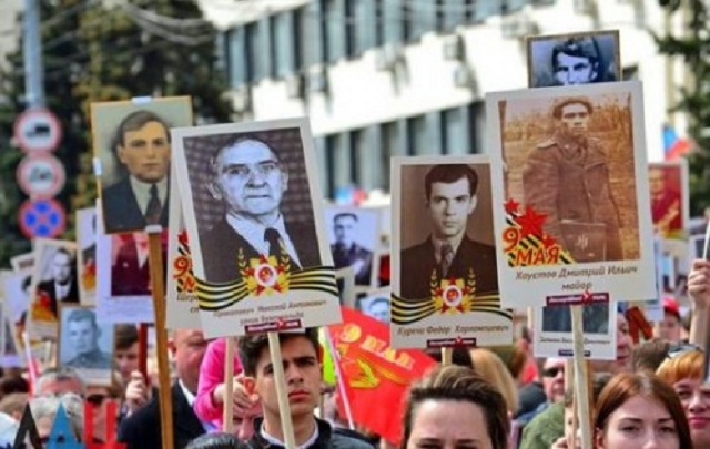 Не приживётся в Украине акция "Бессмертный полк"