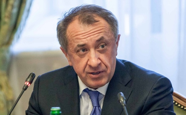 Данилишин получил право голоса в Кабмине