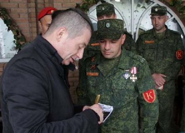 Вадим Самойлов съездил к боевикам «ЛНР». Раздавал автографы