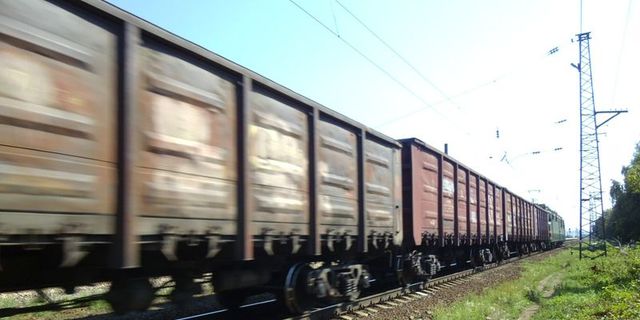 Во Львове сошли с рельс товарные вагоны