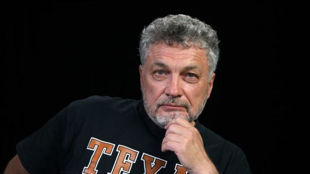 Украина плывет к берегу, а Россия тонет в "советском дер*ме" – Лойко