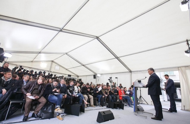 Порошенко: я недоволен собой как президентом Украины