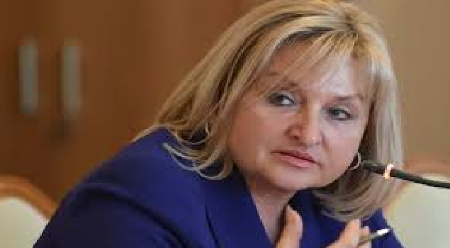 Жена Луценко купила себе Mercedes за басносновную сумму