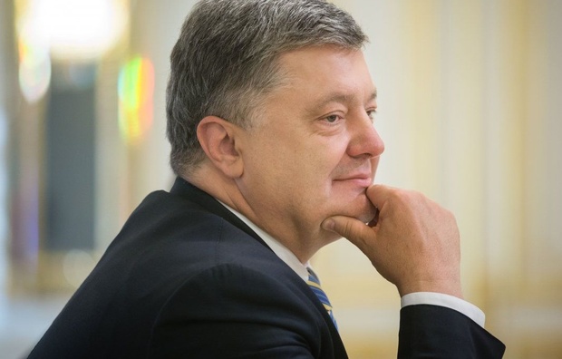 Порошенко готовится установить в Украине диктатуру – активист
