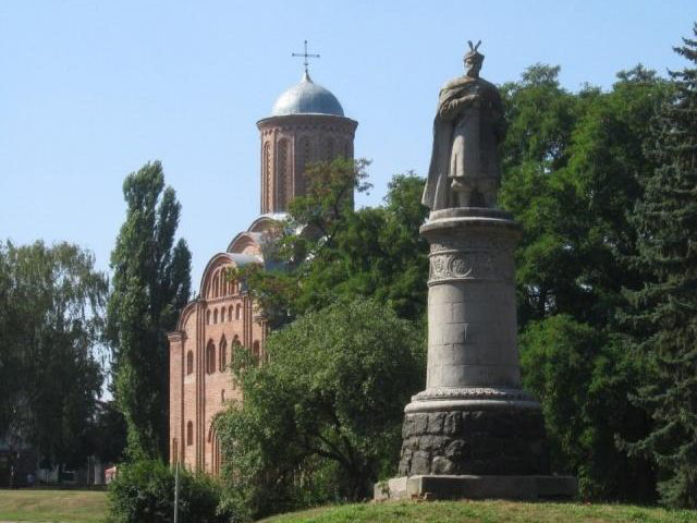 "Историки попросили Богдана Хмельницкого повернуть. Как акт декоммунизации"