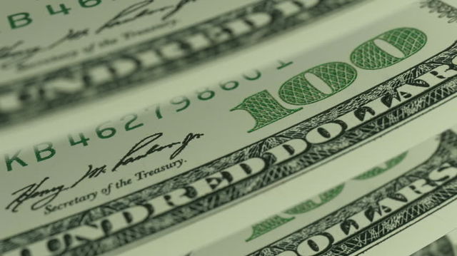 "Им помогают медики". Аферисты выманивают у украинцев по 100 тысяч грн на лечение