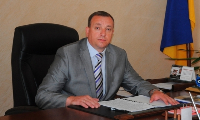 Засуджений за хабарництво начальник ДМС Львівщини повернувся на посаду