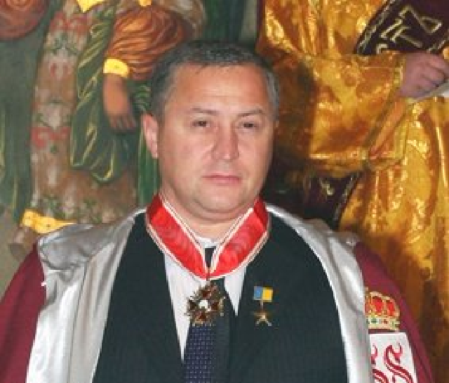 Посадят Бобова, сбежит, откупится или договорится через Хомутынника?