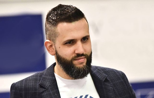 Замминистра экономики Нефедов продает себя за 100 гривен