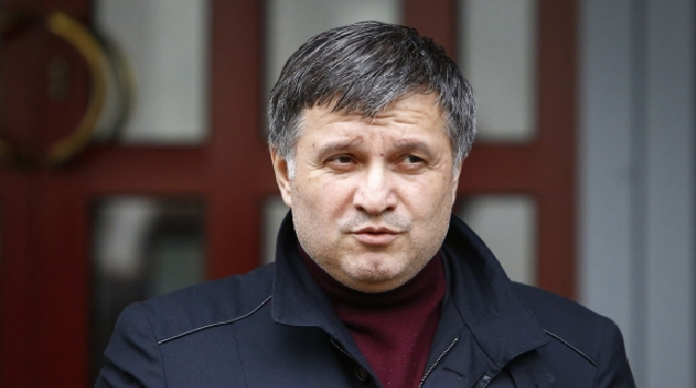 СМИ: Банковая готовит увольнение Авакова