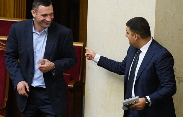 Гройсман підняв Кличку оклад на 600 грн