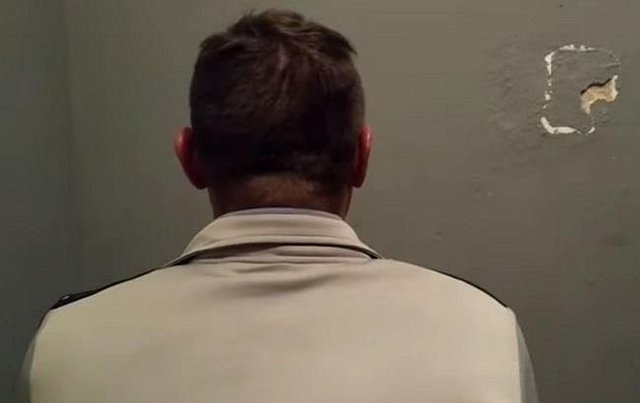 На КПВВ Гнутово пограничники задержали разведчика ДНР