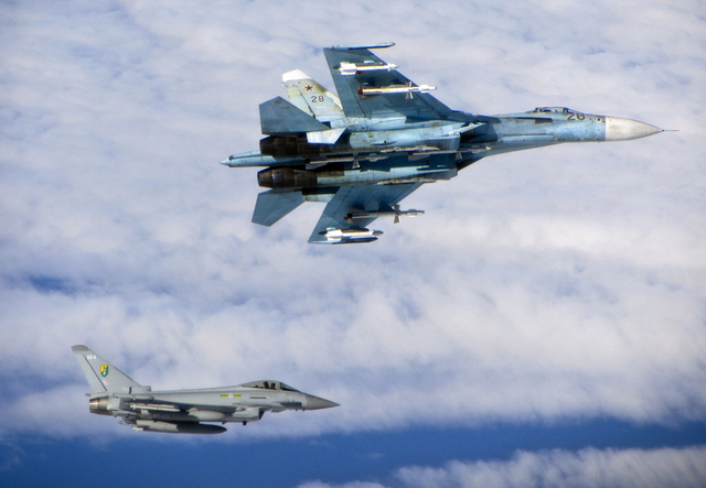 Британии пришлось срочно поднять истребители для перехвата российских самолётов