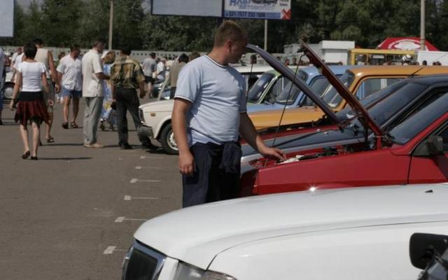 Стала известна средняя цена растаможенного в Украине авто
