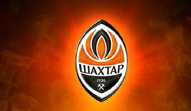 Жену бывшего пресс-атташе "Шахтера" сепаратиста Мармазова хотят "выдворить в Украину"