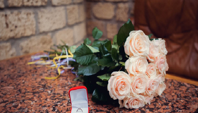 В Одесі військовий здивував романтичним вчинком