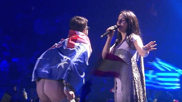 Пранкера Седюка за голую задницу накажут ценой билета на Евровидение