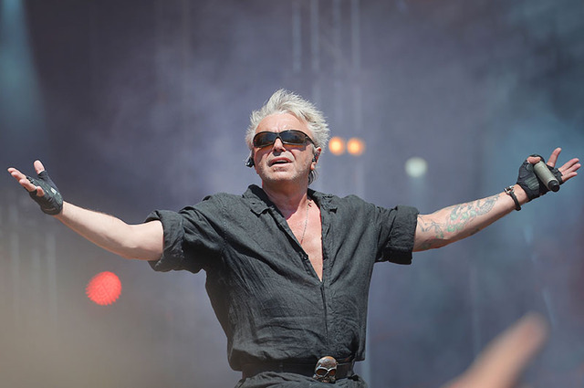 Лидера российской рок-группы "тепло" приняли в украинском "чистилище"