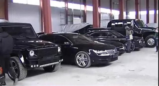 Сотрудники экономического управления СБУ не могут объяснить происхождение личных ВИП-авто